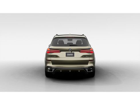 New 2026 BMW X5 xDrive50e w/ M Sport Package AWD/4WD image 5