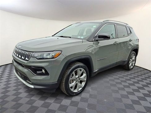 Used 2022 Jeep Compass Limited w/ Sun and Sound Group image 3