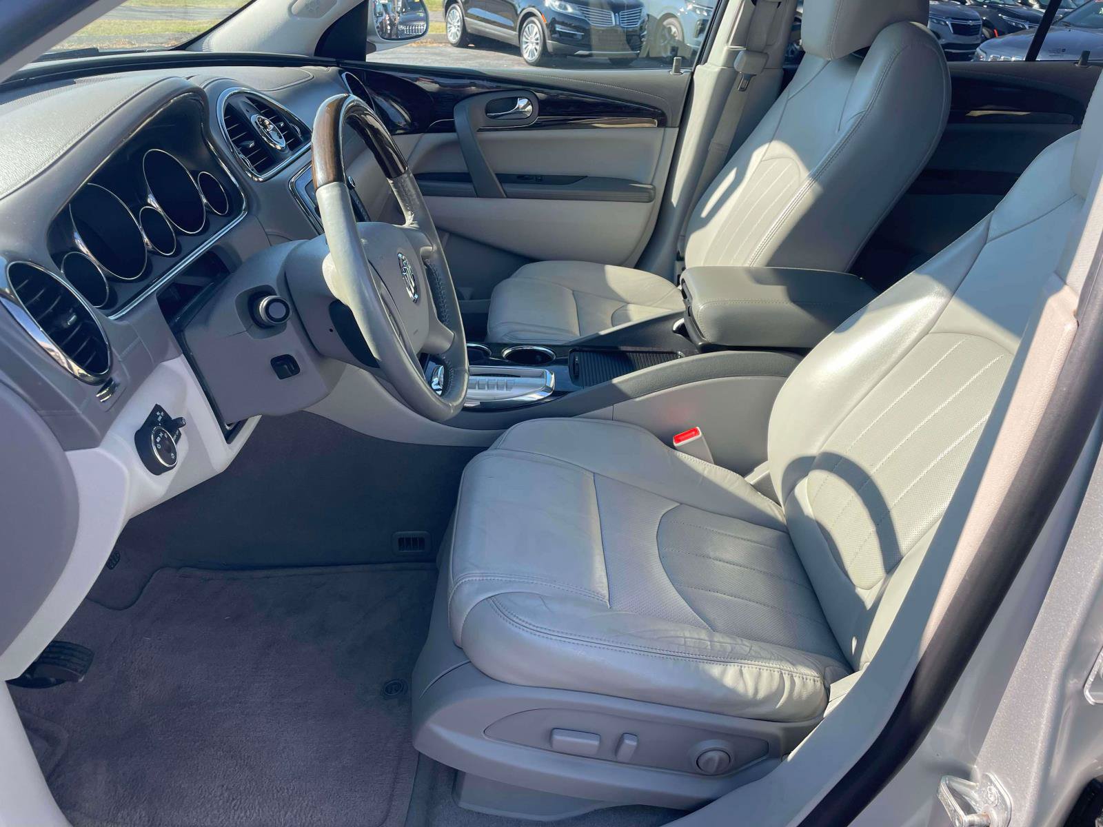 Used 2016 Buick Enclave Premium w/ Experience Buick Package FWD image 13