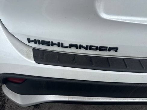Used 2025 Toyota Highlander XSE AWD/4WD image 7