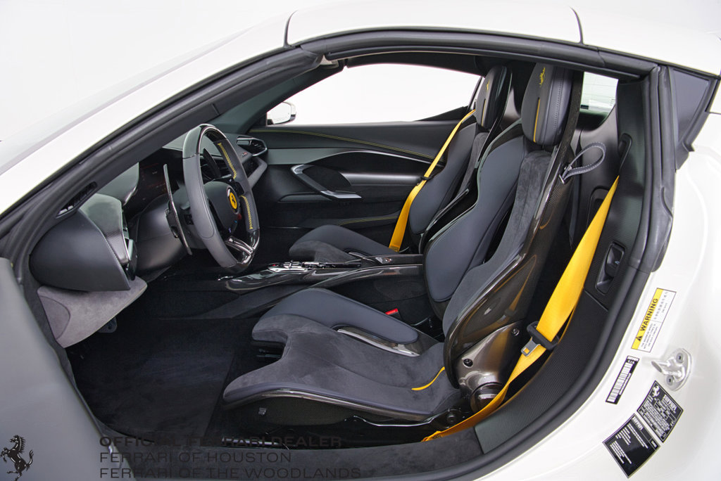 Used 2024 Ferrari 296 GTS RWD image 5