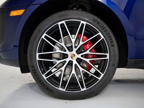 New 2026 Porsche Macan S image 15