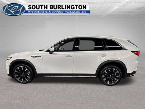 Used 2025 MAZDA CX-90 Plug-In Hybrid w/ Premium Plus AWD/4WD image 3