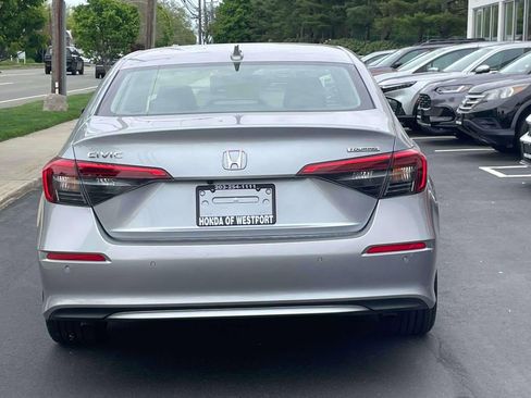 Certified 2024 Honda Civic Touring image 5