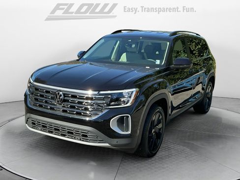 New 2026 Volkswagen Atlas SE image 3