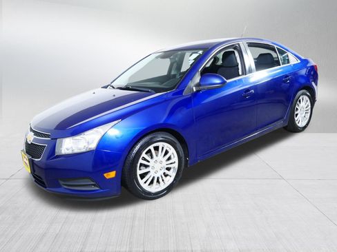 Used 2012 Chevrolet Cruze Eco FWD image 3
