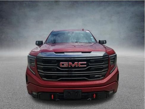 Used 2023 GMC Sierra 1500 AT4 w/ AT4 Preferred Package AWD/4WD image 2