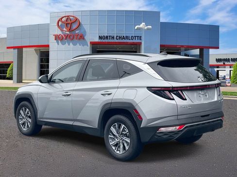 Used 2022 Hyundai Tucson Blue w/ Cargo Package AWD/4WD image 6