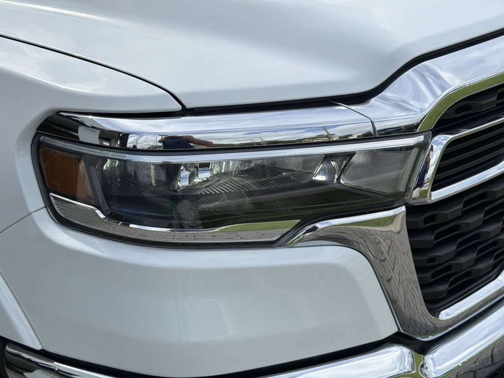 Used 2025 RAM 1500 Big Horn AWD/4WD image 9