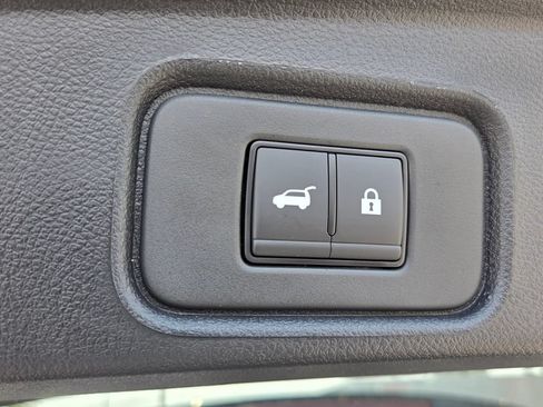 New 2026 Nissan Pathfinder SL w/ Cargo Package FWD image 11