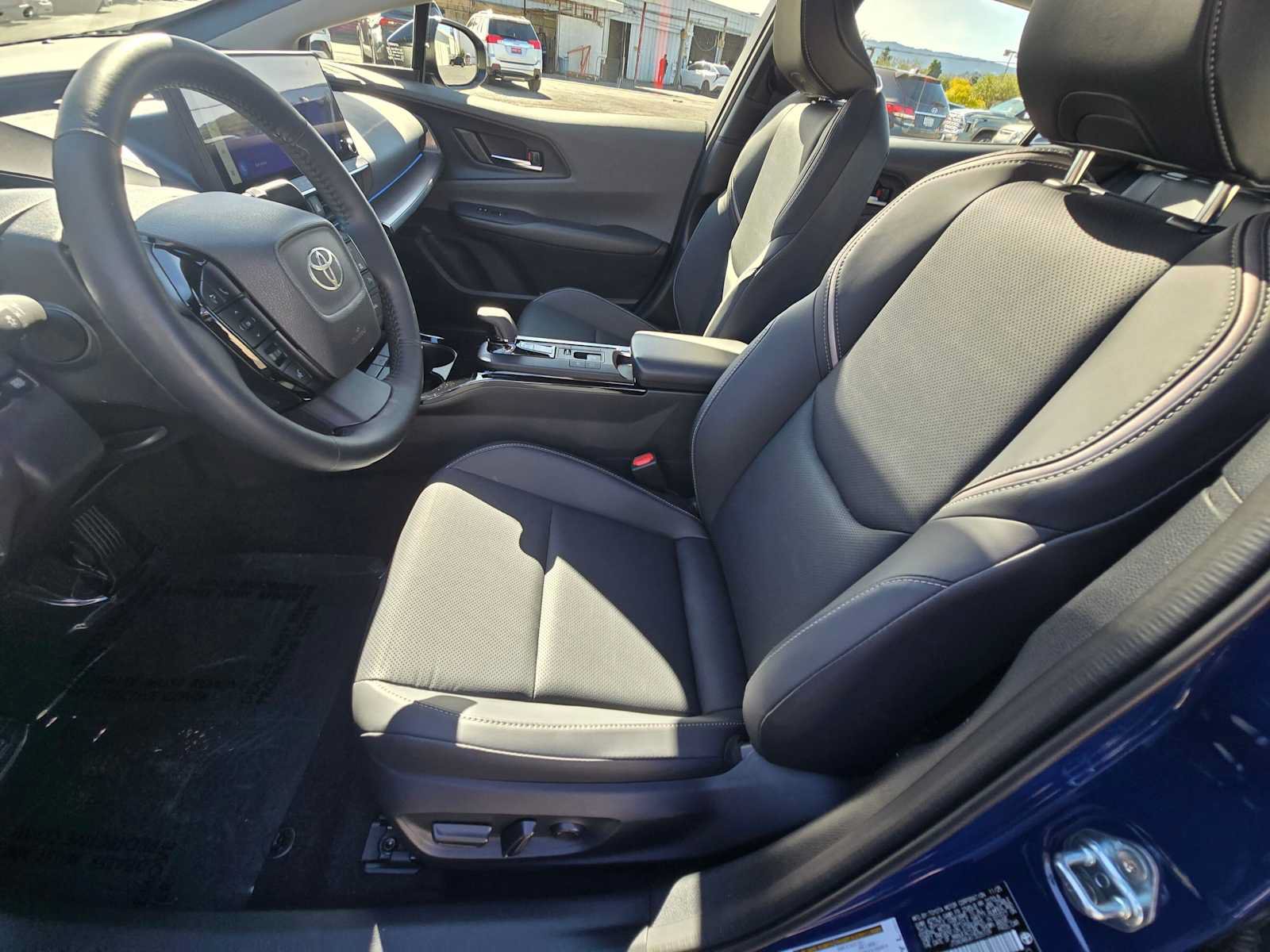 Used 2026 Toyota Prius XLE AWD/4WD image 22