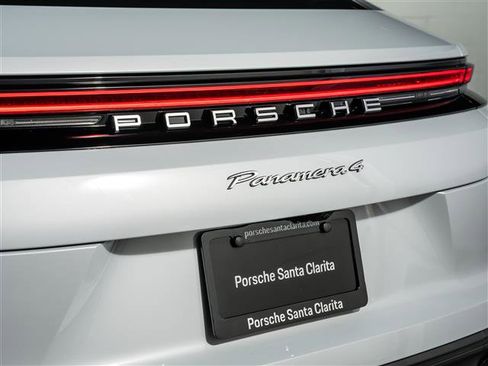 New 2026 Porsche Panamera 4 image 36
