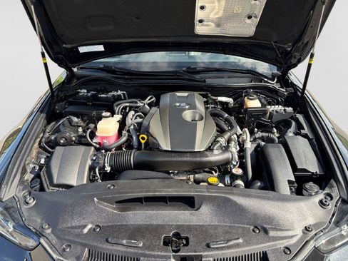 Used 2019 Lexus IS 300 w/ Premium Package RWD image 21
