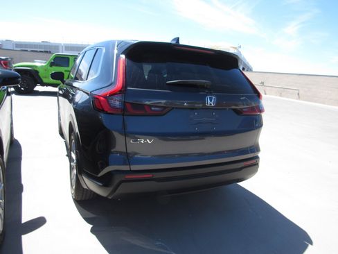 Used 2025 Honda CR-V EX-L image 4
