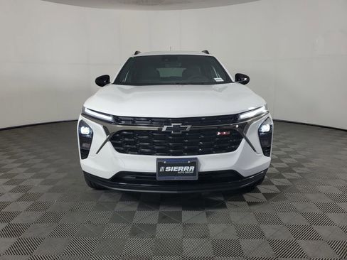 New 2026 Chevrolet Trax RS w/ Sunroof Package image 9