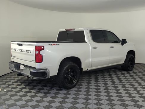 Used 2023 Chevrolet Silverado 1500 LTZ w/ LTZ Convenience Package II AWD/4WD image 6