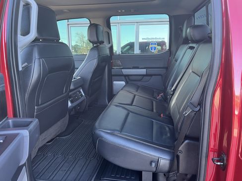 Used 2023 Ford F250 Lariat w/ Lariat Ultimate Package image 9