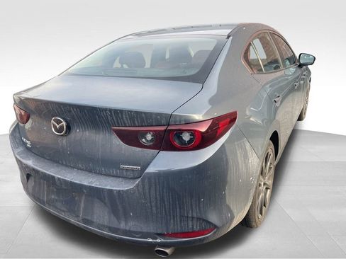 Used 2023 MAZDA MAZDA3 s image 4