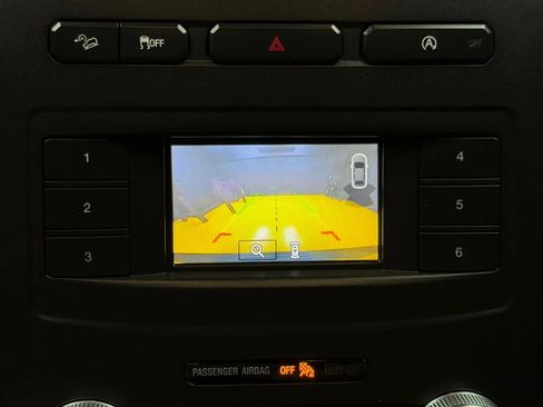 Used 2018 Ford Expedition Max XLT w/ Equipment Group 201A AWD/4WD image 38