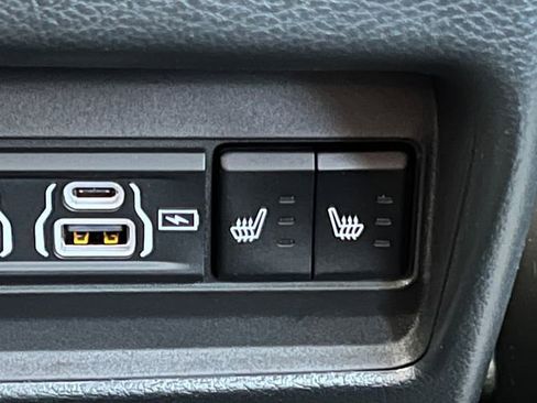 New 2025 Jeep Grand Cherokee Limited w/ Black Appearance Package AWD/4WD image 35