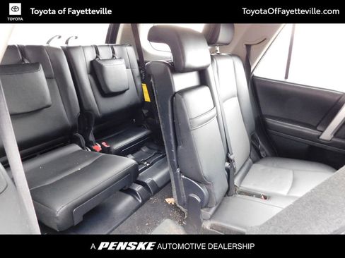 Used 2016 Toyota 4Runner SR5 Premium image 5