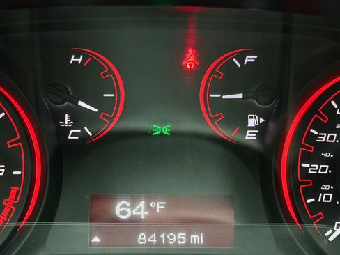 Used 2016 Dodge Dart SXT image 32