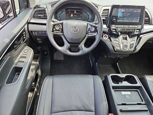 Certified 2023 Honda Odyssey Elite image 13