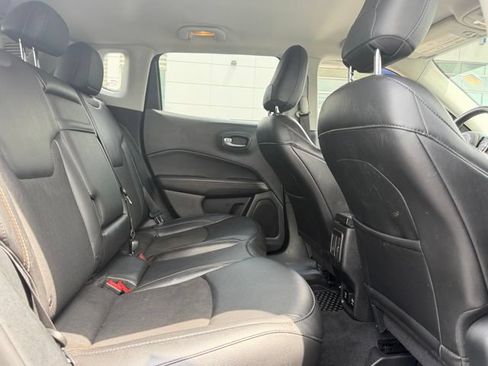 Used 2019 Jeep Compass Latitude w/ Popular Equipment Group AWD/4WD image 33