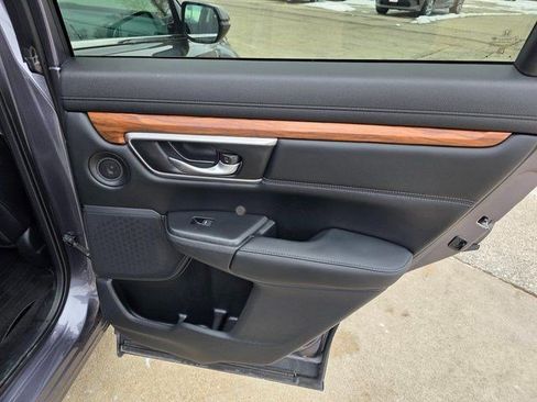 Used 2022 Honda CR-V Touring image 11