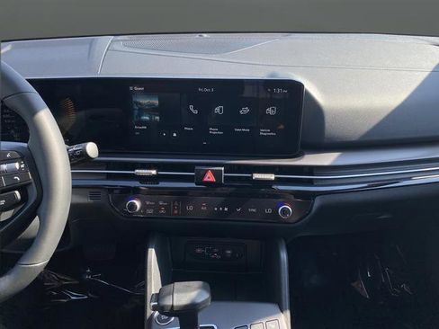 New 2026 Kia Sportage EX image 8