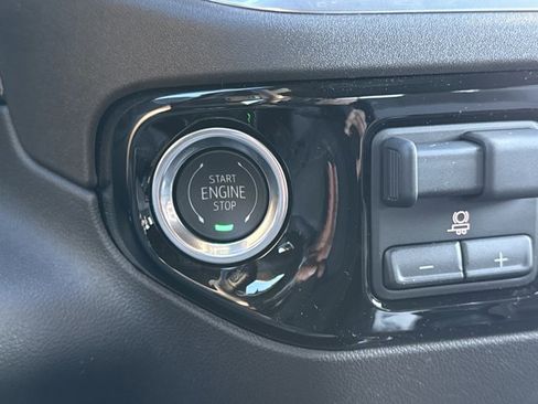 New 2026 GMC Sierra 2500 SLT w/ SLT Premium Package image 25