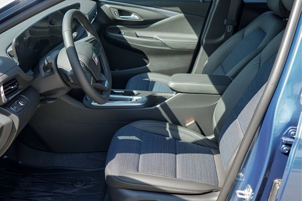 New 2026 Buick Envista Sport Touring w/ Convenience I Package FWD image 10