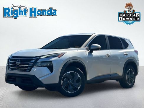 Used 2025 Nissan Rogue SV AWD/4WD image 1