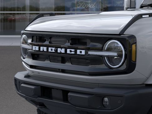 New 2026 Ford Bronco Outer Banks AWD/4WD image 19