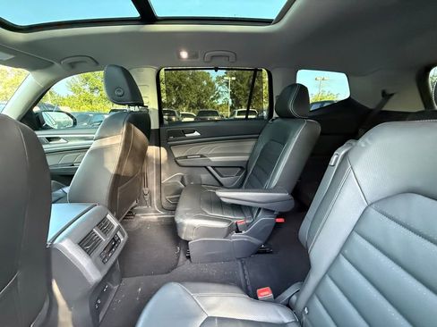 Certified 2023 Volkswagen Atlas SEL Premium AWD/4WD image 15
