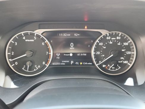 Used 2025 Nissan Rogue SV FWD image 16