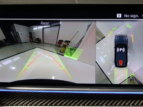 Used 2023 BMW X5 M50i w/ Climate Comfort Package image 23