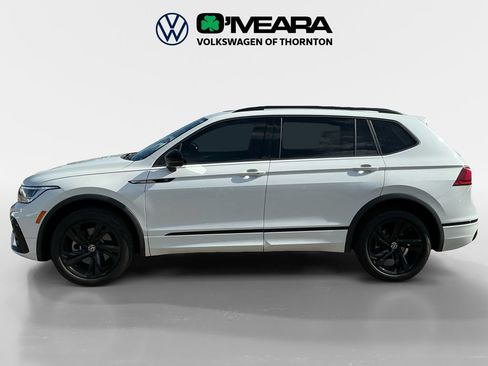 Used 2024 Volkswagen Tiguan SE R-Line AWD/4WD image 2