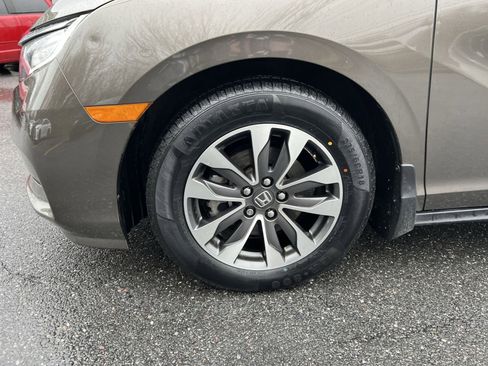Used 2023 Honda Odyssey EX-L image 12
