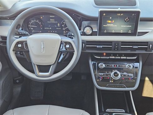 Used 2022 Lincoln Corsair FWD image 26