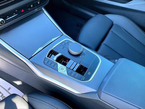 Used 2025 BMW 230i xDrive Coupe w/ Convenience Package image 11