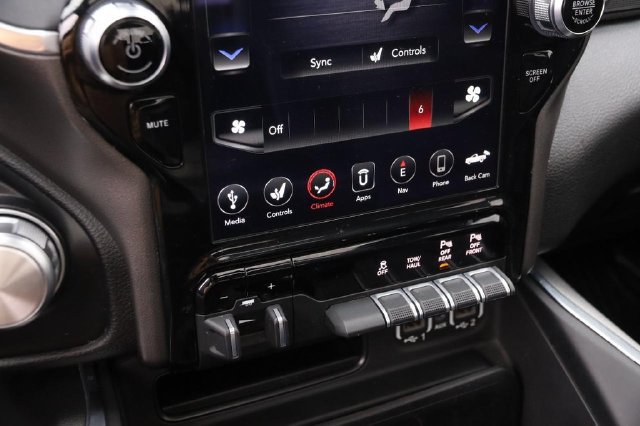 Used 2021 RAM 1500 Laramie AWD/4WD image 19
