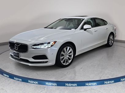 Used 2017 Volvo S90 T6 Momentum w/ Vision Package