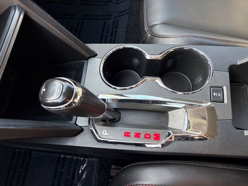 Used 2016 GMC Terrain SLT image 24