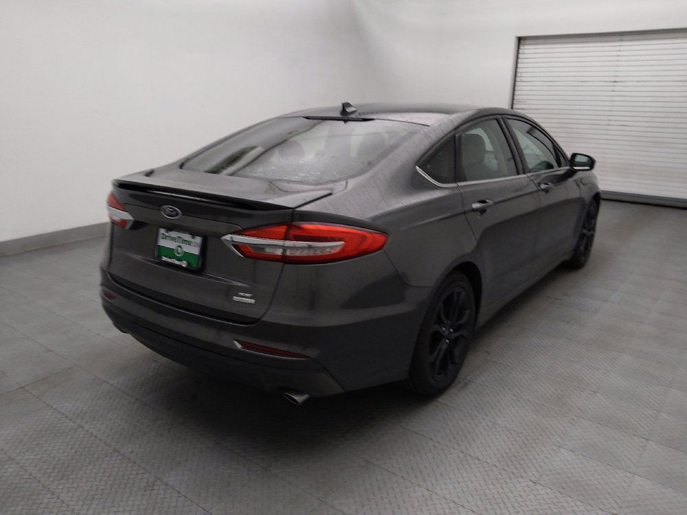 Used 2020 Ford Fusion SE w/ Equipment Group 151A FWD image 9