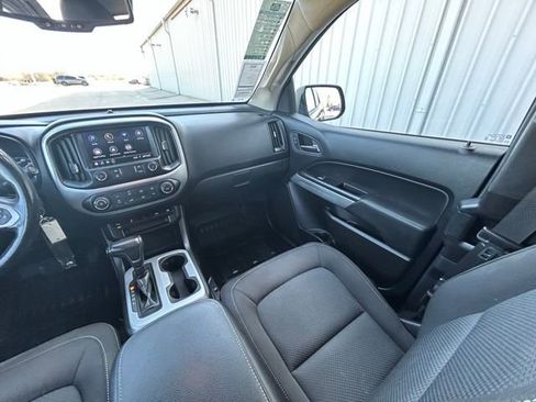 Used 2021 Chevrolet Colorado LT w/ Fleet Safety Package RWD image 28