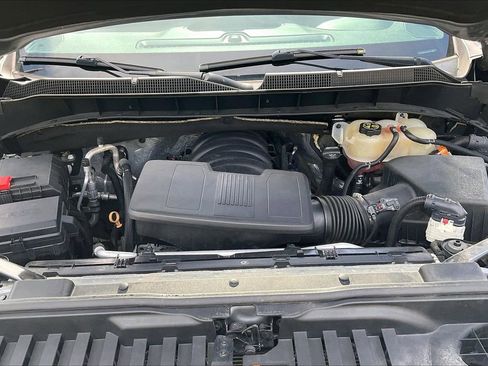 Used 2021 Chevrolet Silverado 1500 LT image 37