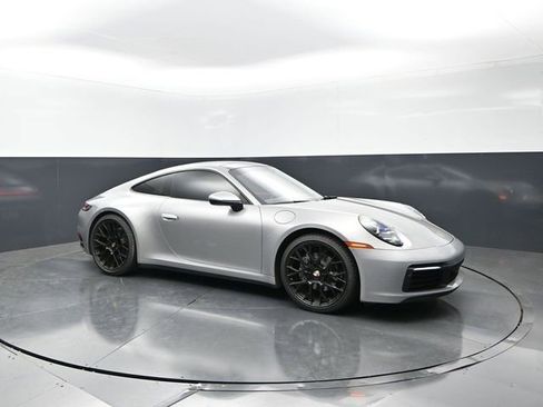 Used 2021 Porsche 911 Carrera 4 AWD/4WD image 1