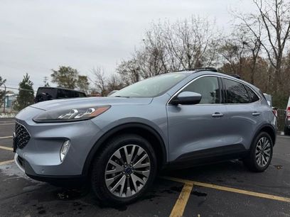 Used 2022 Ford Escape Titanium w/ Class II Trailer Tow Package