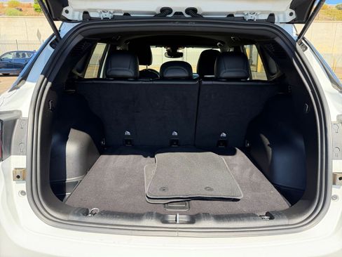 Used 2025 Jeep Compass Limited image 31